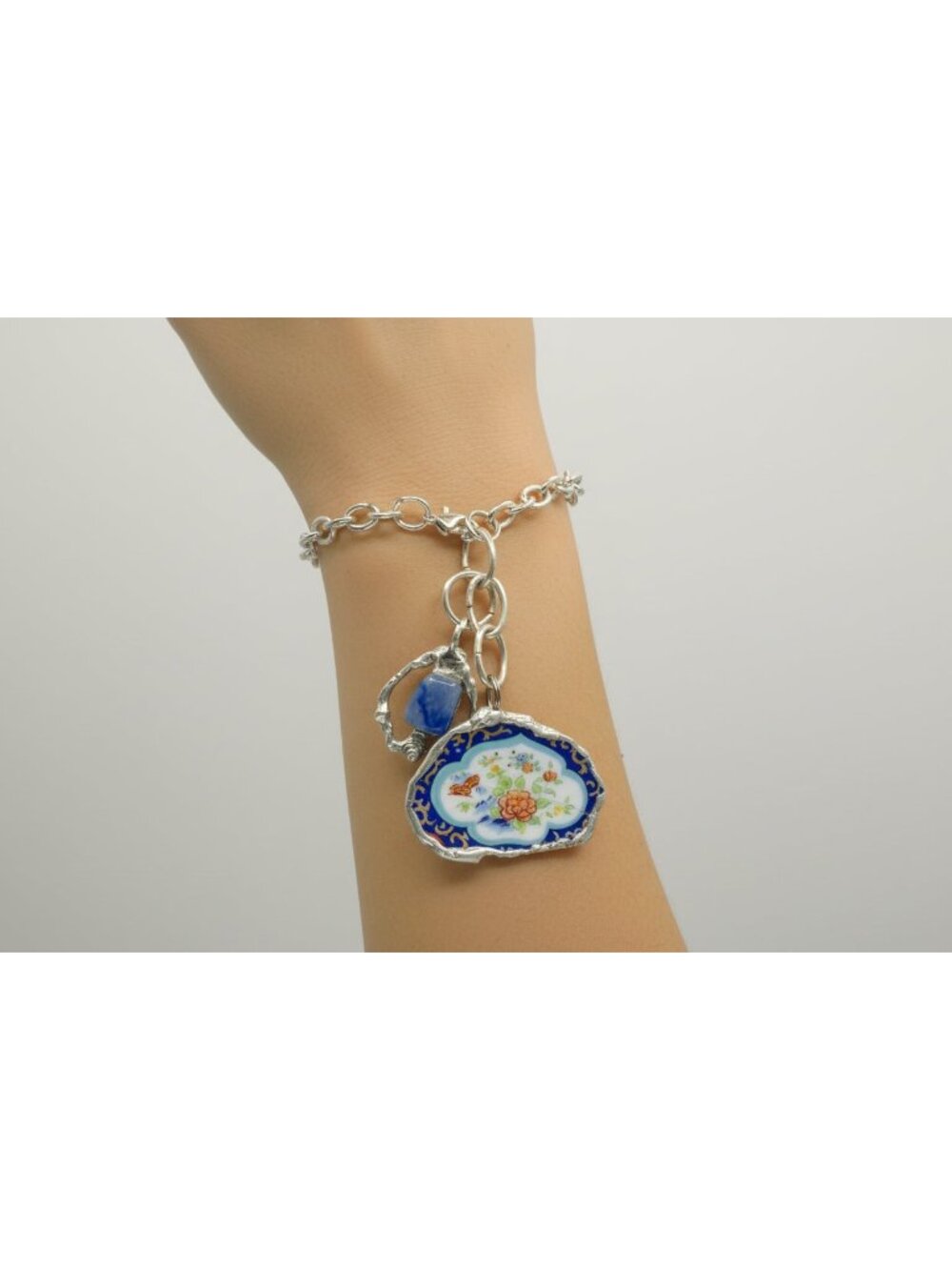Japanese Fine Bone China Bracelet | Asian Village & Lotus Flower Sodalite Charm - Picture 4 of 16